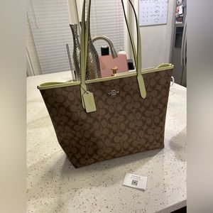 Coach Tote